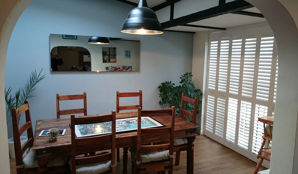 Inspire Mirror in Kitchen dining room