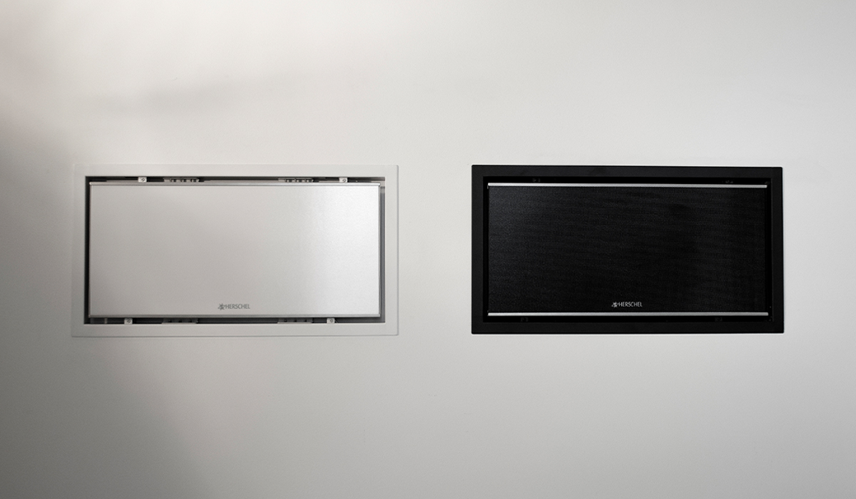 Krystal White and Krystal Black 1200x700