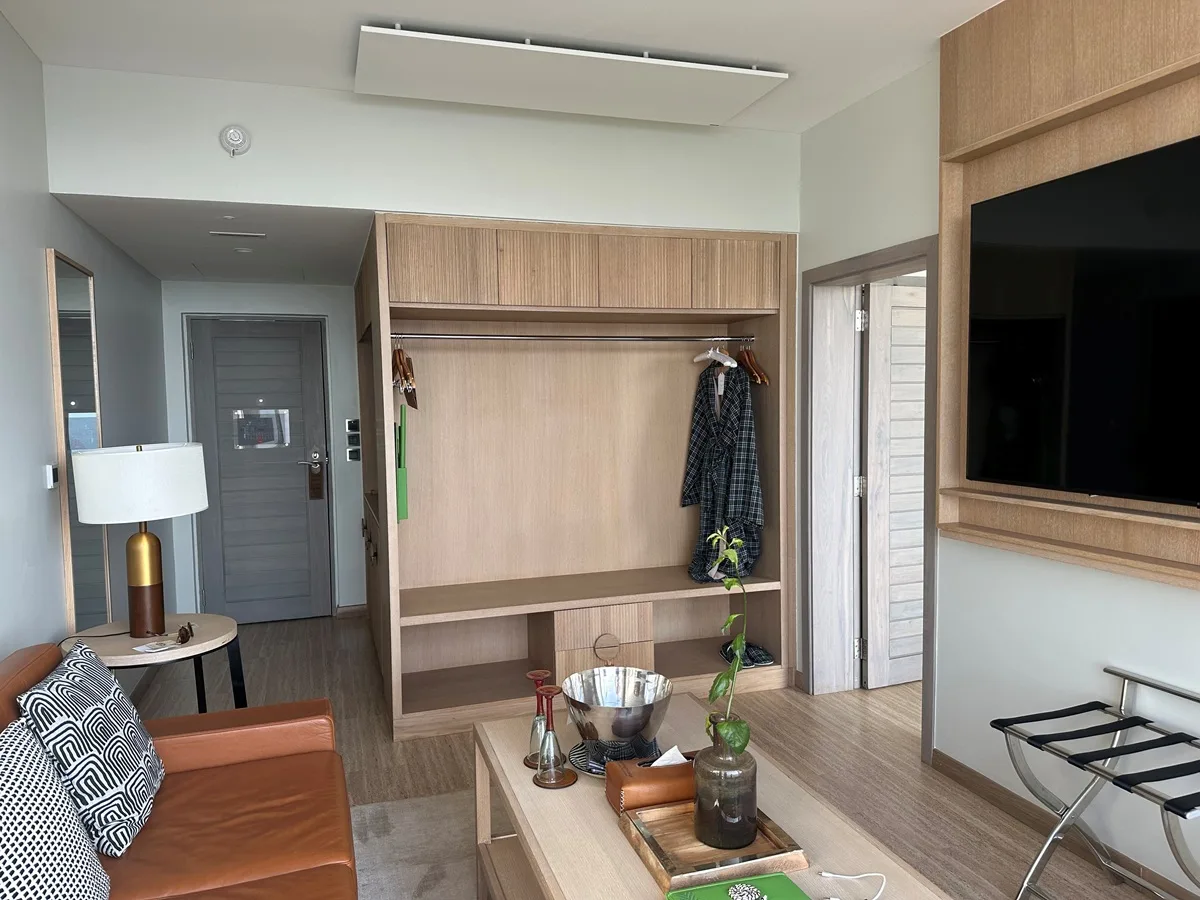 The Comfort infrared panel heaters deliver a discreet, unobtrusive and space-saving comfort heating solution ensuring views from the hotel bedrooms are uninterrupted and floor space is kept to a maximum.
